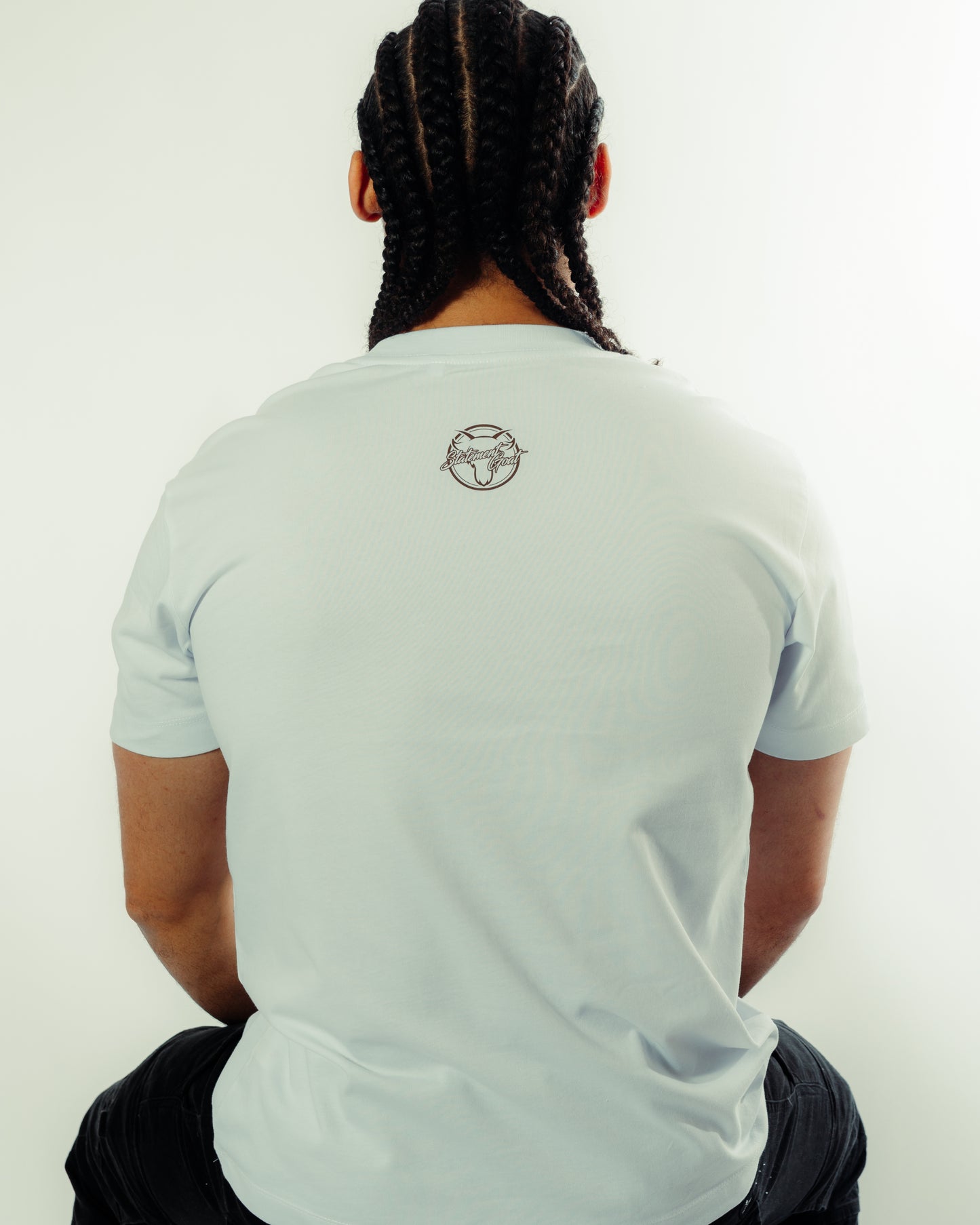 White Statement Goat T-shirt - Brown logo